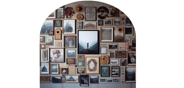 دیواری پر از آثار هنری و عکس برای شخصی سازی - فضای خانوادگی